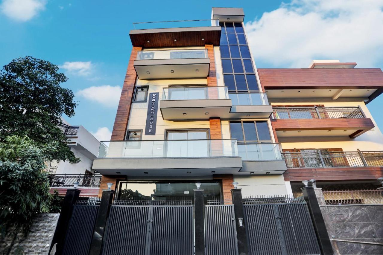 Townhouse Xanthe Noida Exterior foto